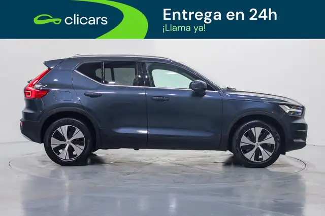 Volvo XC40 view 7