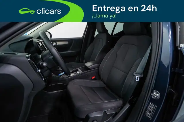 Volvo XC40 view 14