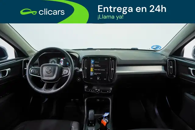 Volvo XC40 view 13