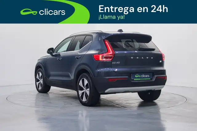 Volvo XC40 view 9