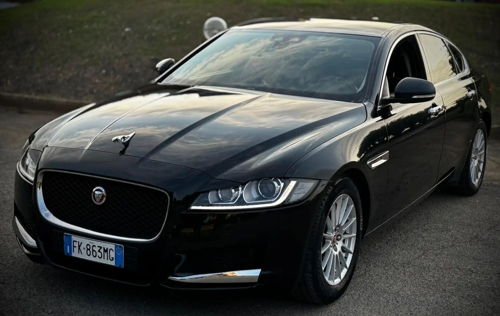 Jaguar XF 2.0d Prestige Business edition 180cv auto - 2