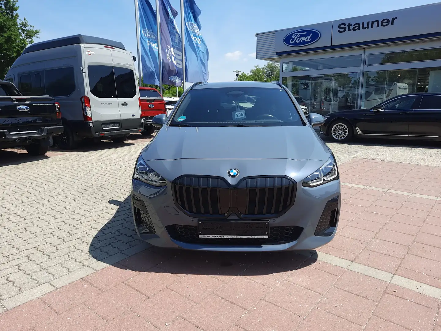 BMW 218 i Active Tourer M-Sport Navi HUD HarmK Kamera - 2