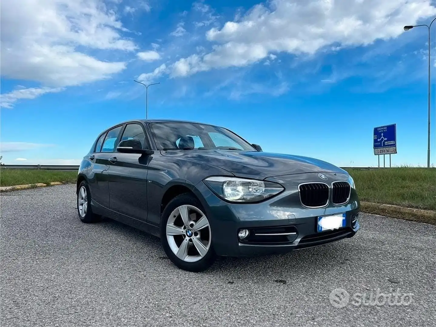 BMW 118 Serie 1 F/20-21 2011 118d 5p Sport Grigio - 1