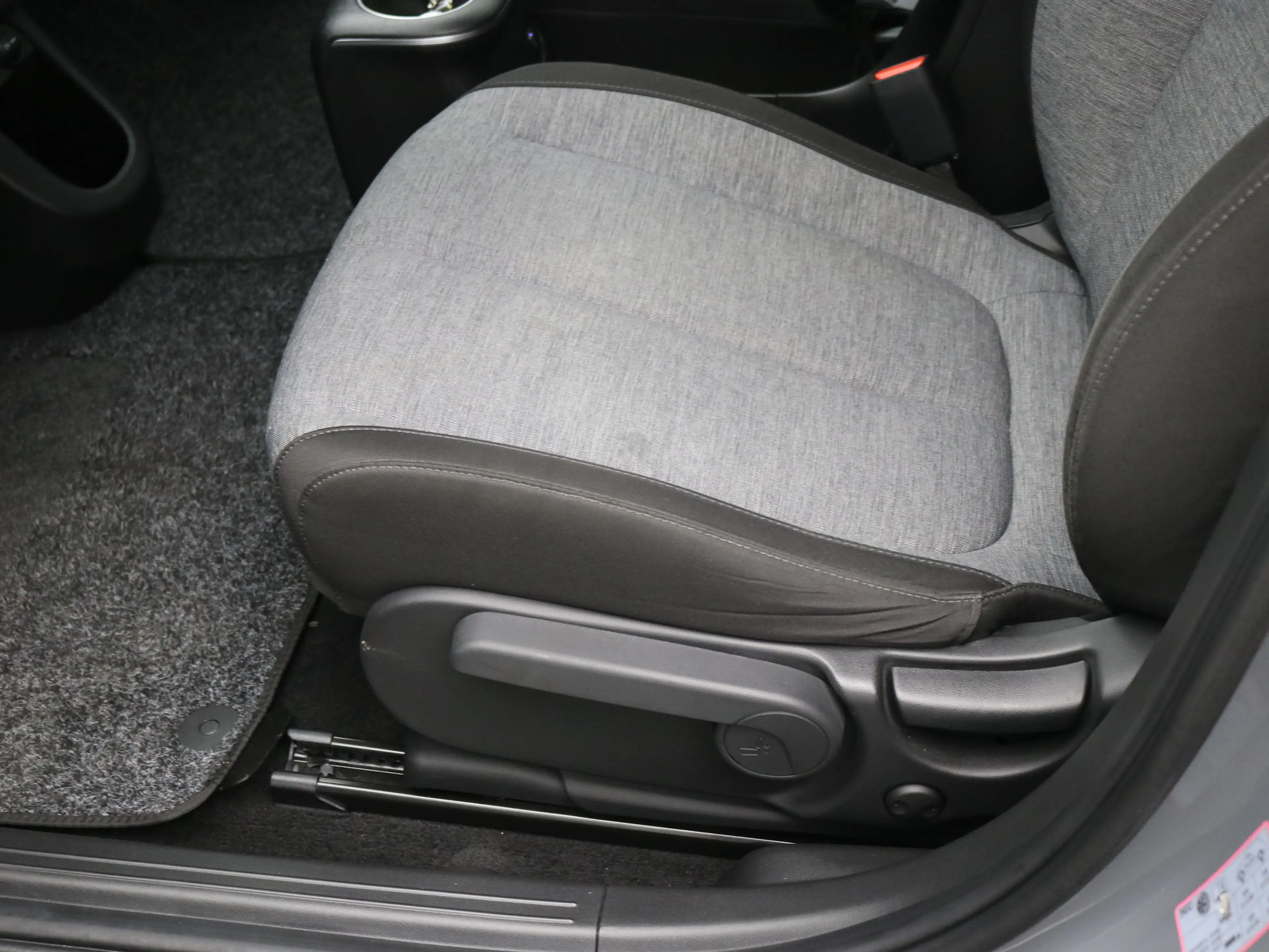 Hyundai IONIQ 5 Connect 77.4 kWh / Navigatie / 3-fase Laden / BTW — photo 18