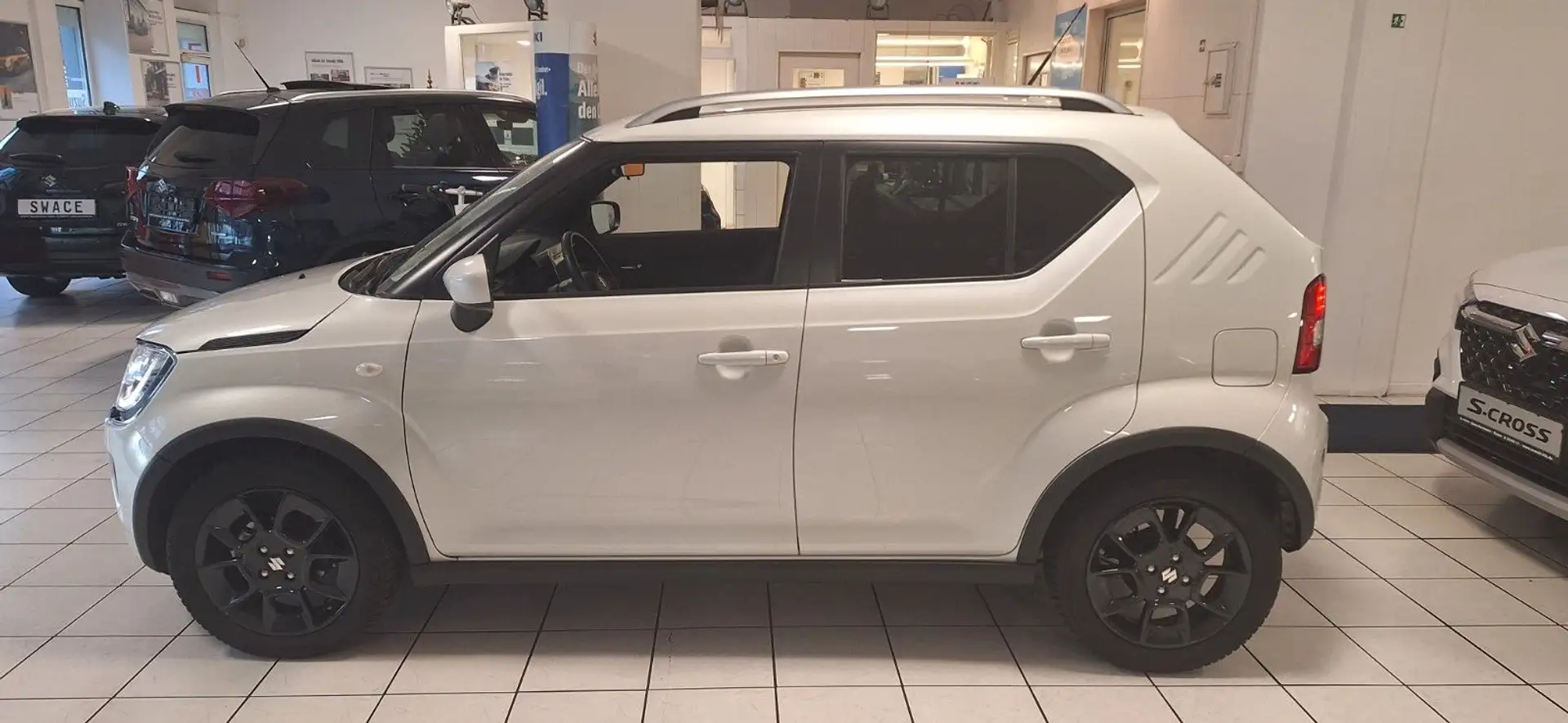 Suzuki Ignis 1.2 Comfort CVT Hybrid / 6820 KM Blanco - 2