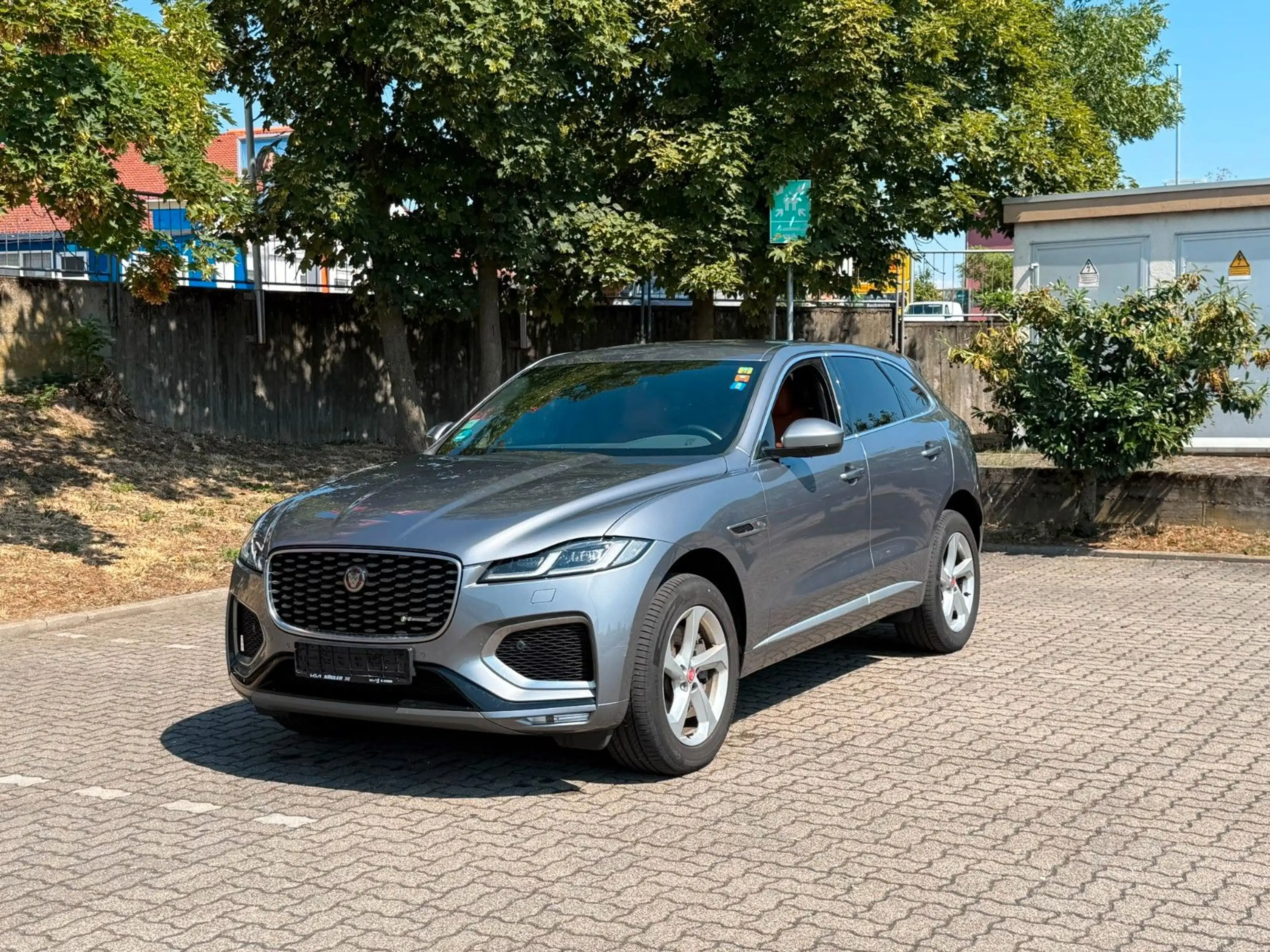 Jaguar F-Pace R-Dynamic SE AWD/LED/ACC/AHK/Kamera