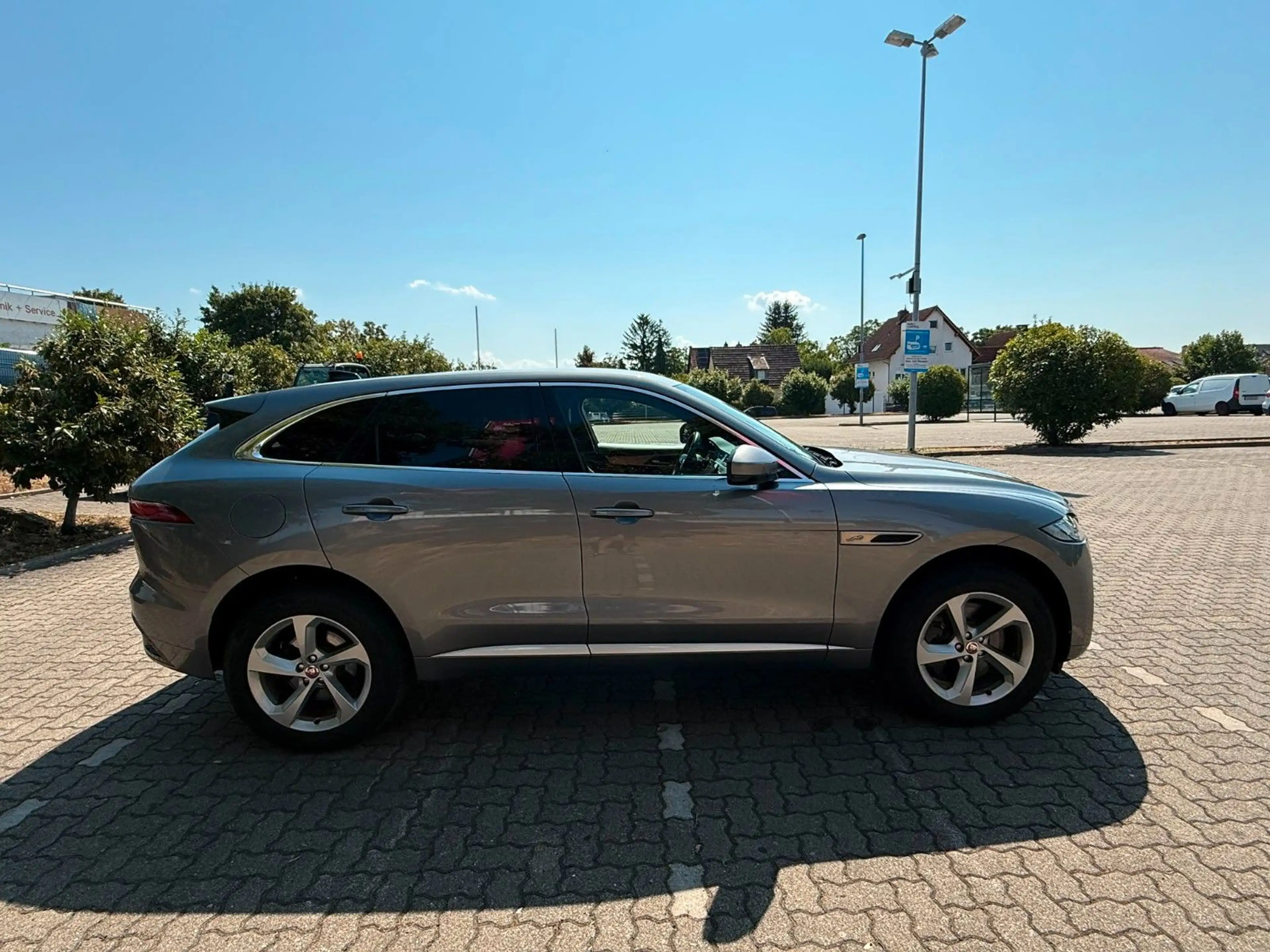 Jaguar F-Pace R-Dynamic SE AWD/LED/ACC/AHK/Kamera — photo 4