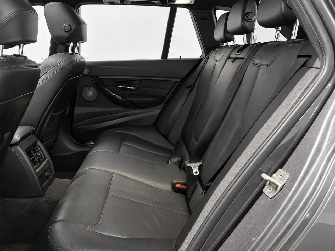 BMW SERIE 3 328 TOURING 328I M-SPORT 245 ch BVA - 360°-CAMERA- HAYON ÉLECTRIQUE - CUIR - 188000 km