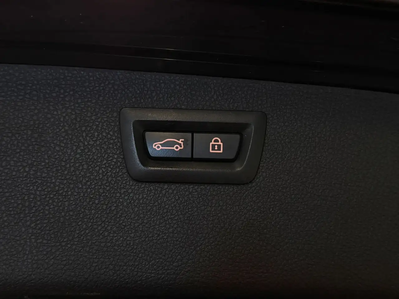 BMW SERIE 3 328 TOURING 328I M-SPORT 245 ch BVA - 360°-CAMERA- HAYON ÉLECTRIQUE - CUIR - 188000 km