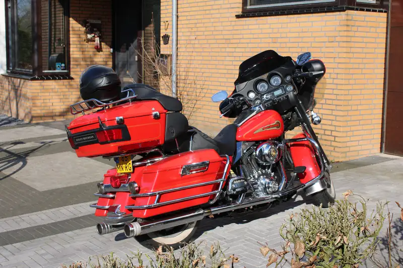 Harley-Davidson Electra Glide - foto 6