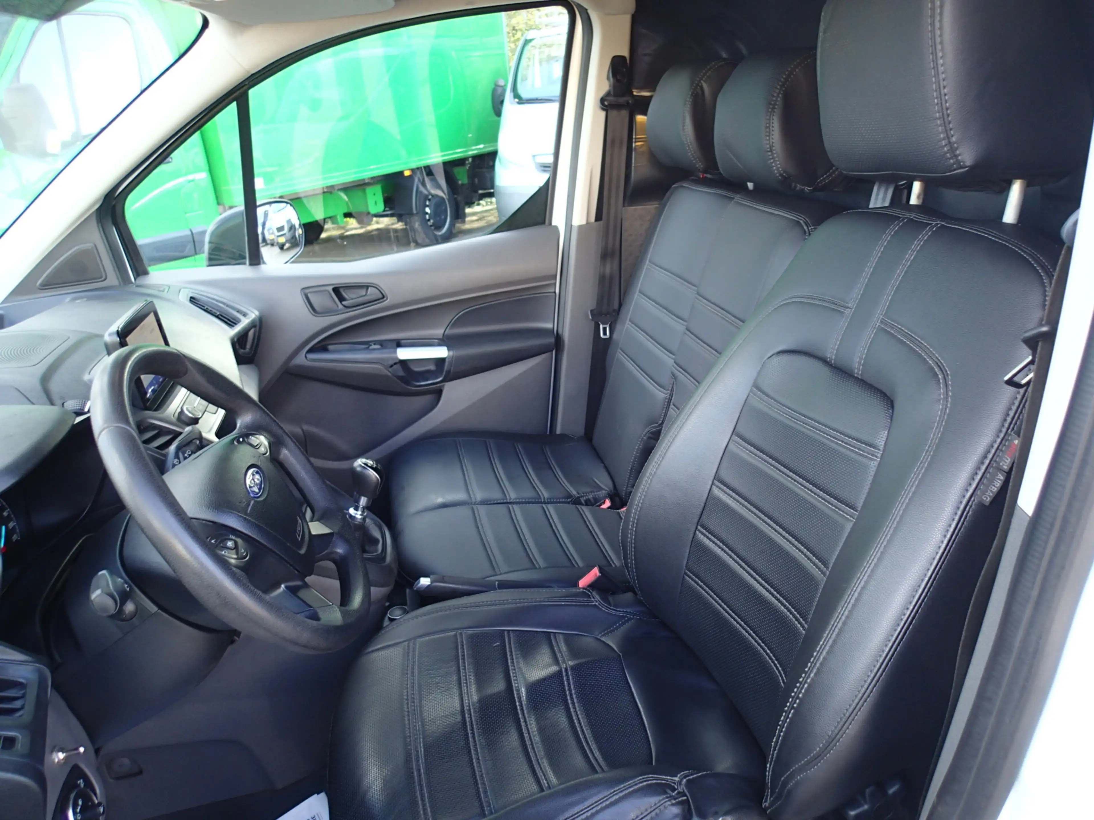 Ford Transit Connect 1.5 EcoBlue L1 Trend — photo 13