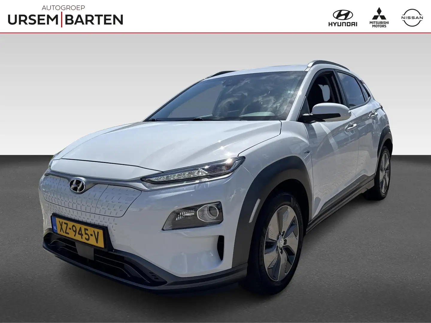 Hyundai KONA EV Fashion 64 kWh | halfleder | stoelverwarming Wit - 1