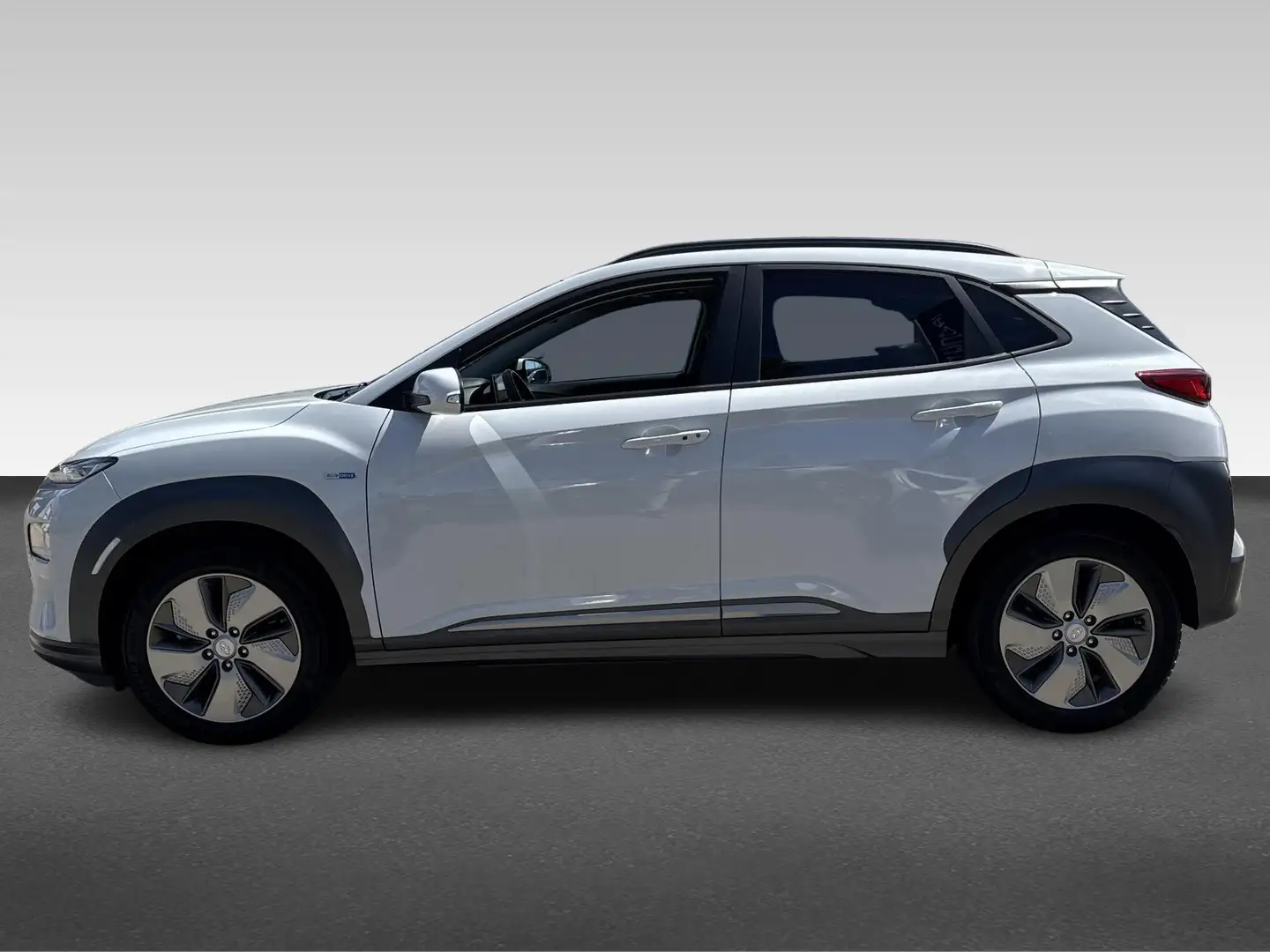Hyundai KONA EV Fashion 64 kWh | halfleder | stoelverwarming Wit - 2