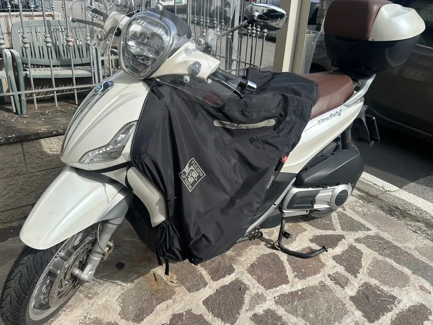 Piaggio Beverly 300 i.e. Bianco - 1
