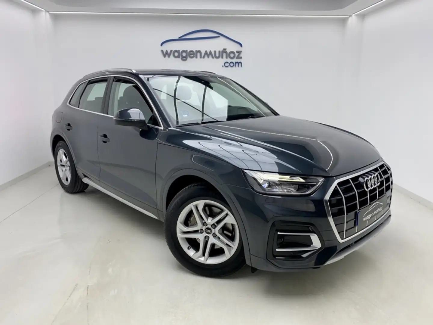 Audi Q5 35 TDI Advance S tronic 120kW Gris - 2