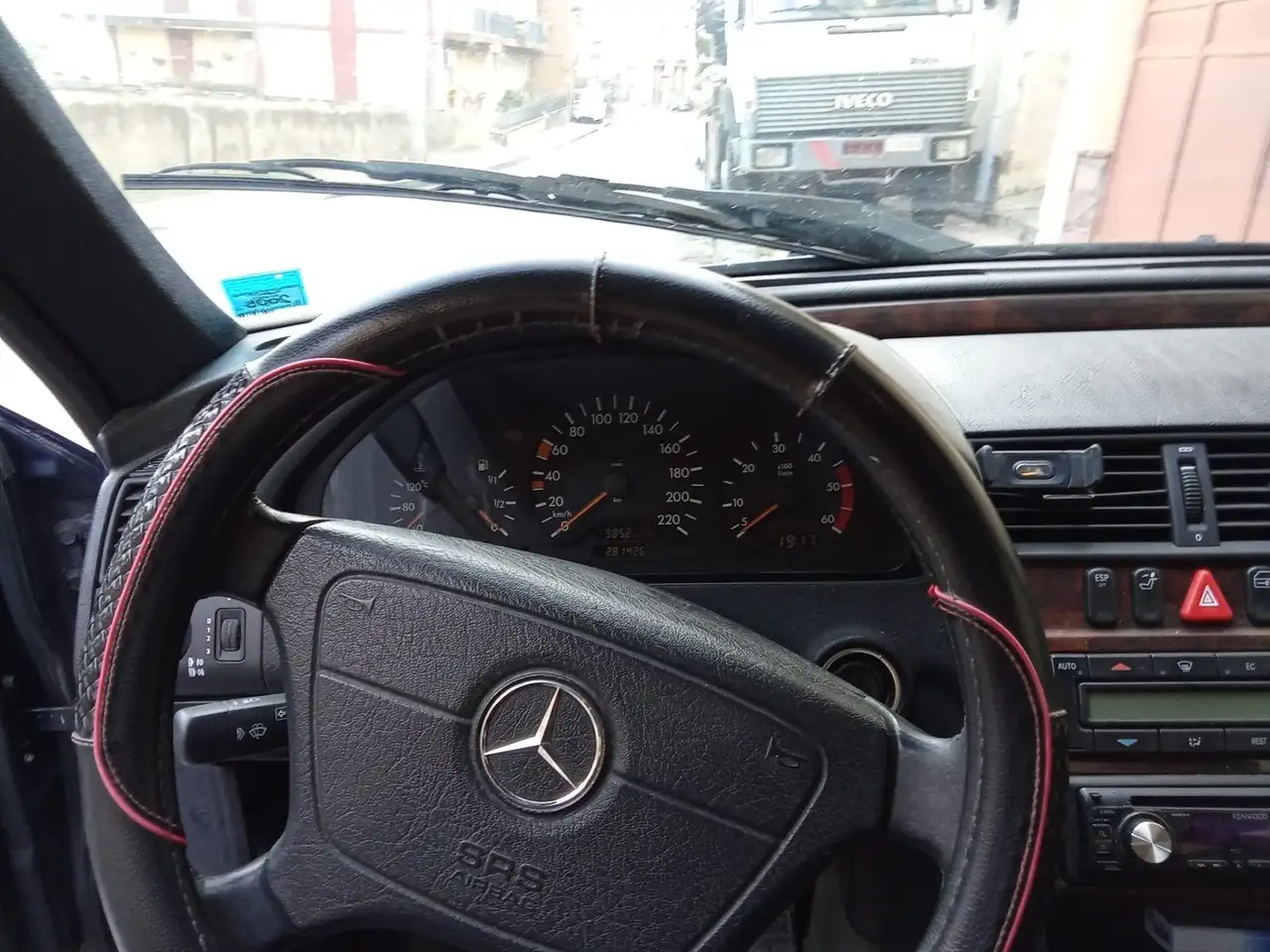 Mercedes-Benz 220, foto 5