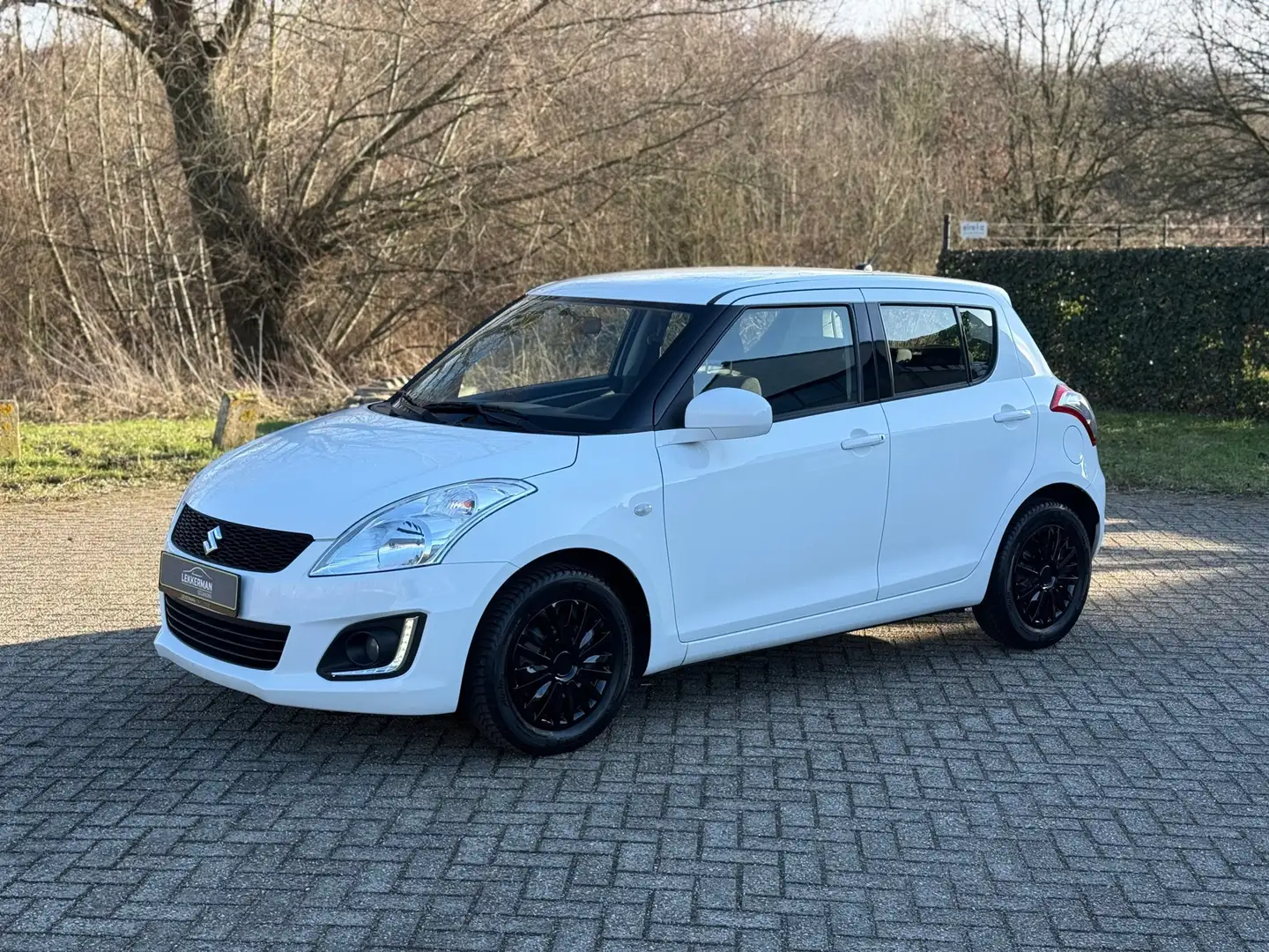 Suzuki Swift 1.2 Style EASSS CRUISE I PDC I LED I UNIEKE KM STA Blanc - 1