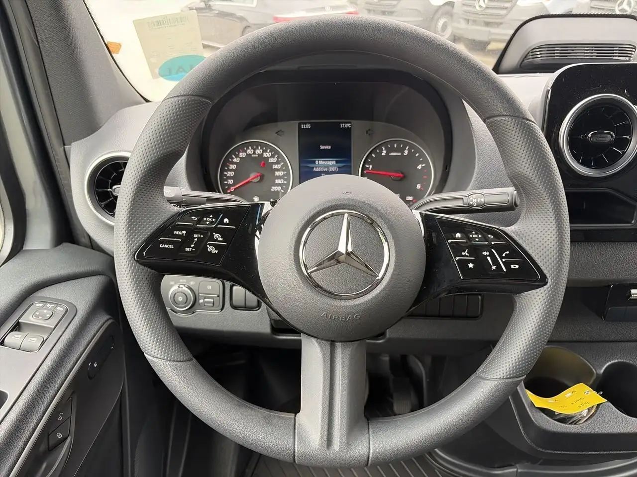 Mercedes-Benz Sprinter снимка Mercedes-Benz Sprinter