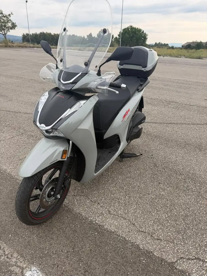 Honda SH 350i