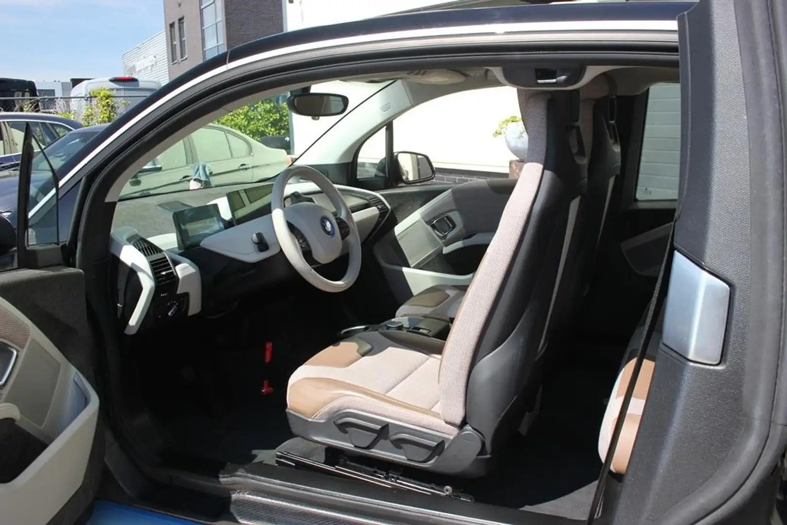 BMW i3 Executive Edition 120Ah 42 kWh | Harman/Kardon | Noir - 2