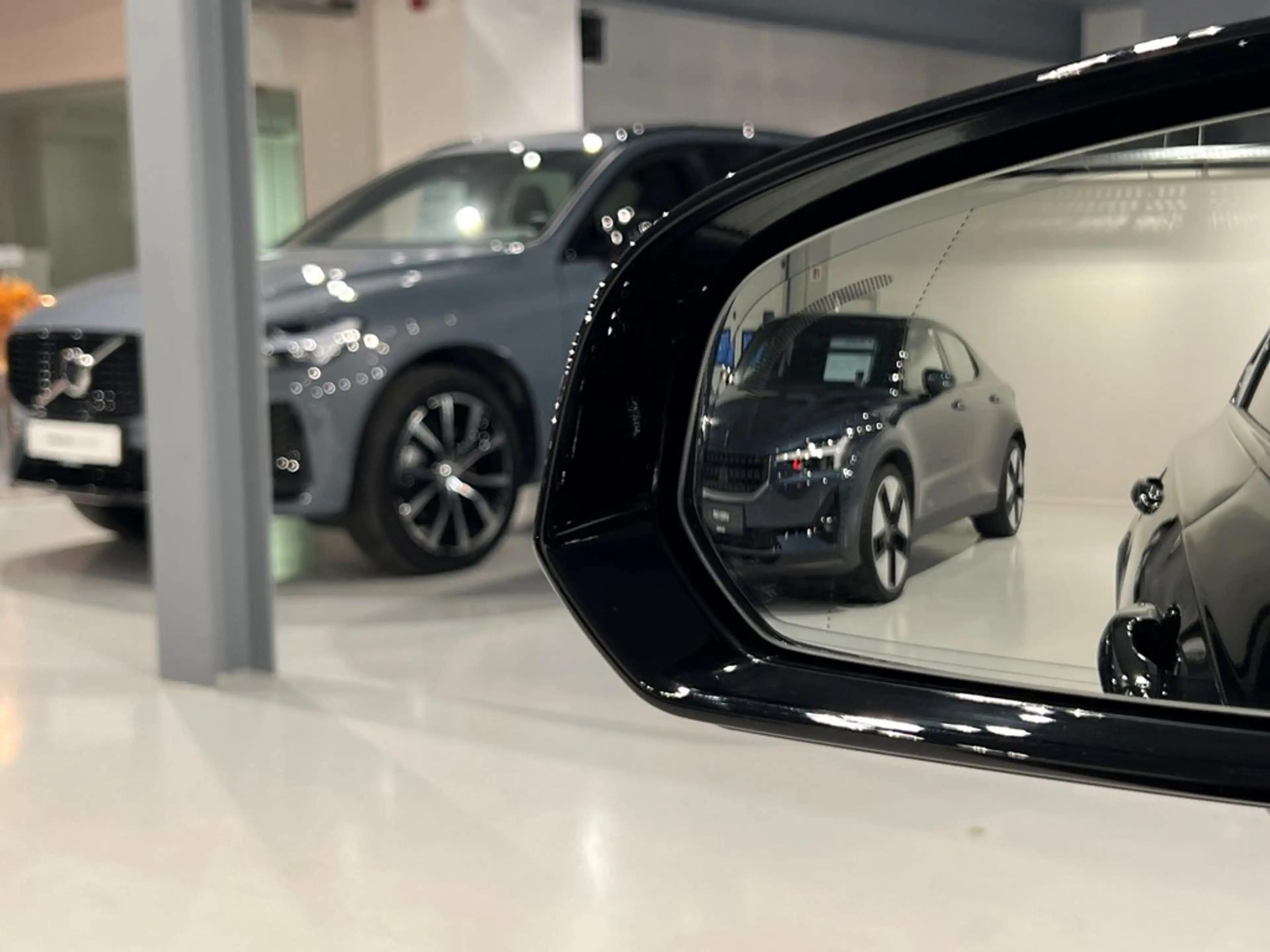 Volvo S90 T8 Recharge Dark Ultimate Long Range — photo 7