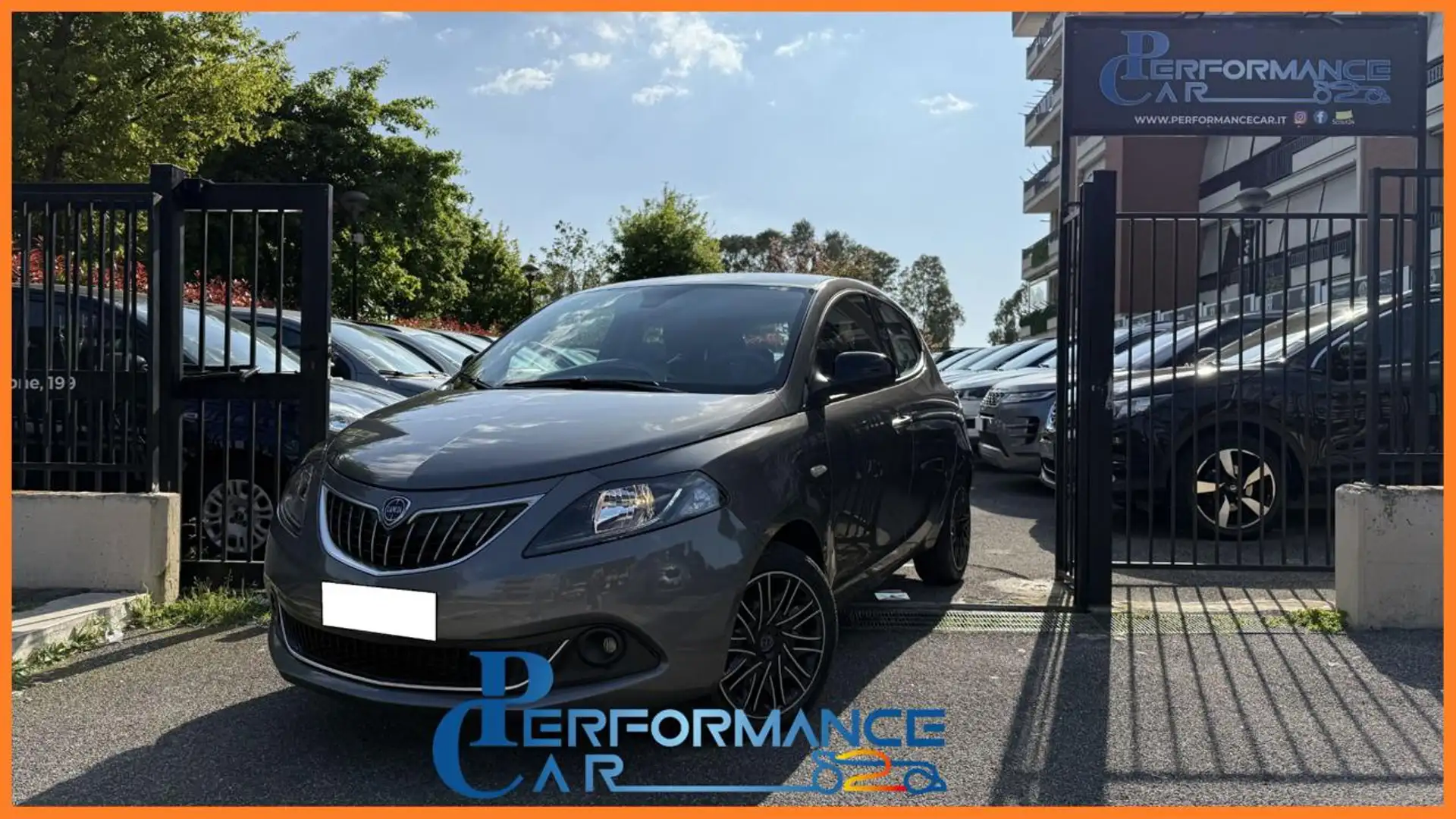 Lancia Ypsilon 1.0 FIREFLY S&S HYBRID GOLD*24M.G.*CARPLAY*LED*TEL Gris - 1