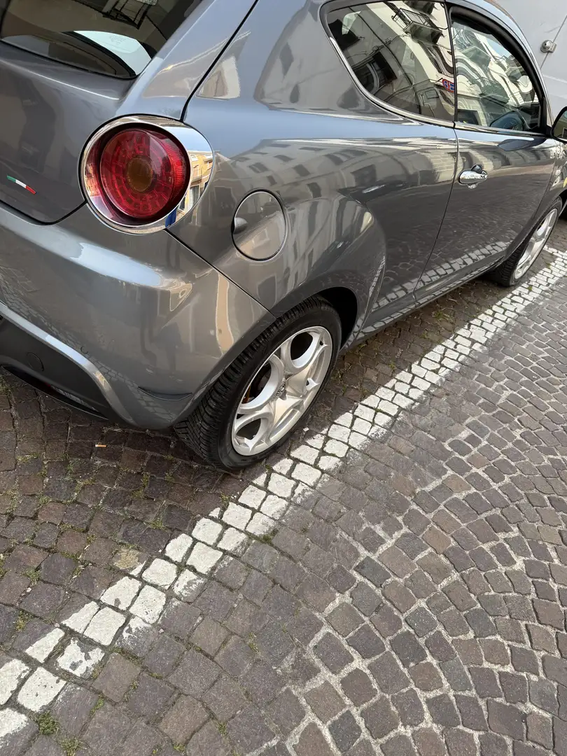 Alfa Romeo MiTo 1.4 tb Distinctive Sport Pack 155cv - 1
