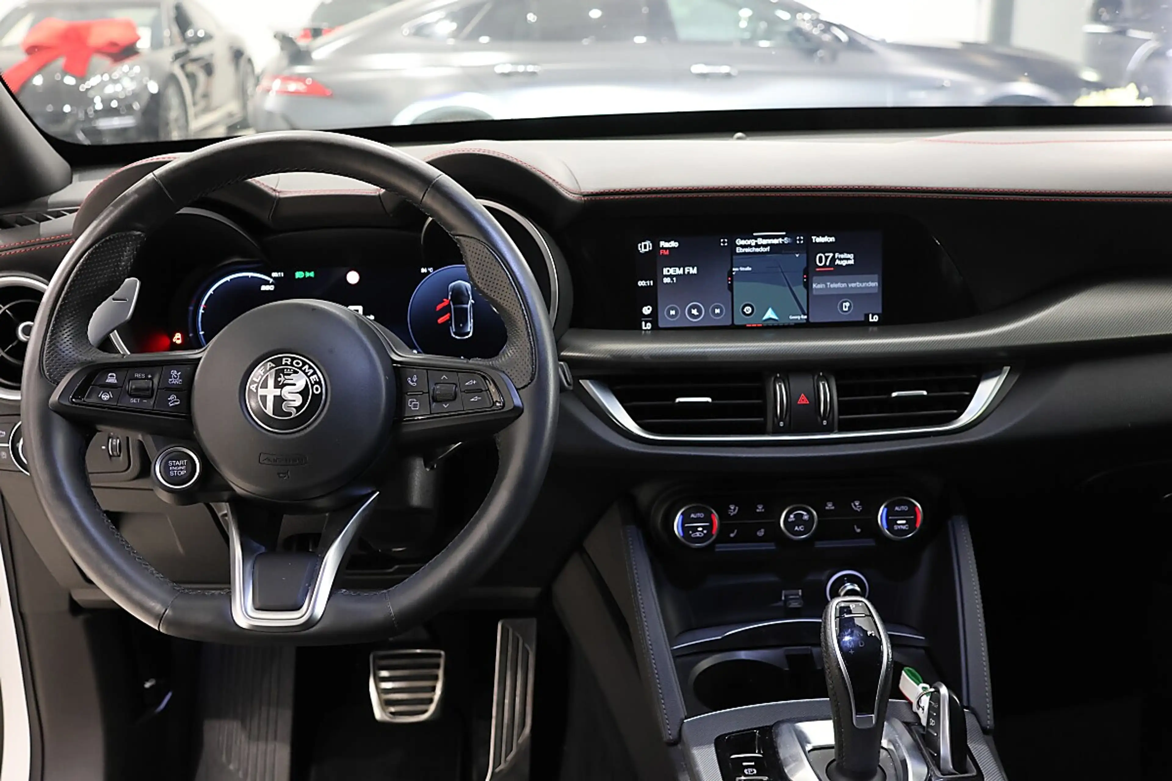 Alfa Romeo Stelvio B-Tech 2,2 ATX AWD — photo 12