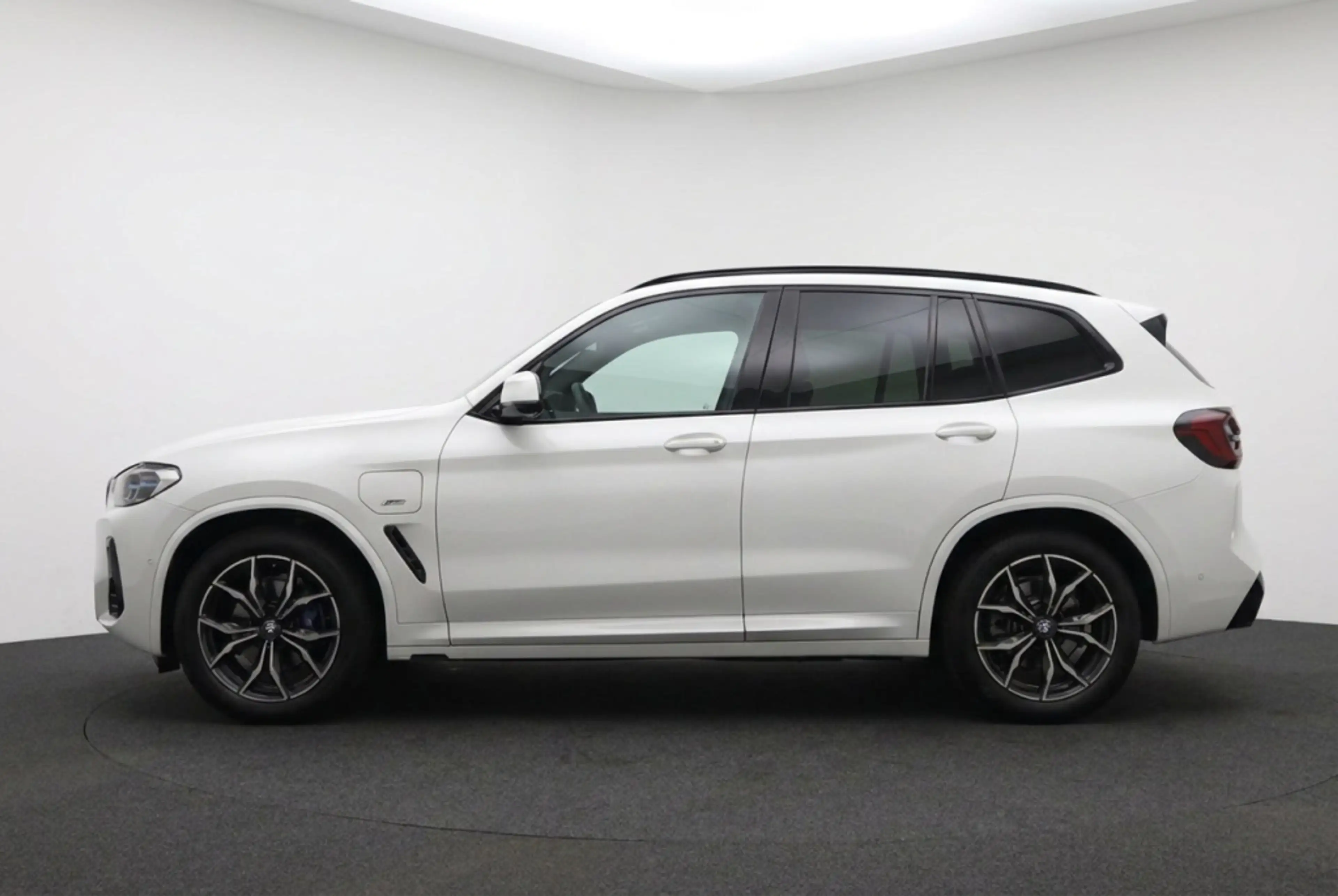 BMW X3 xDrive30e M Sport Pano | Laser | Innovation Pack | — photo 7