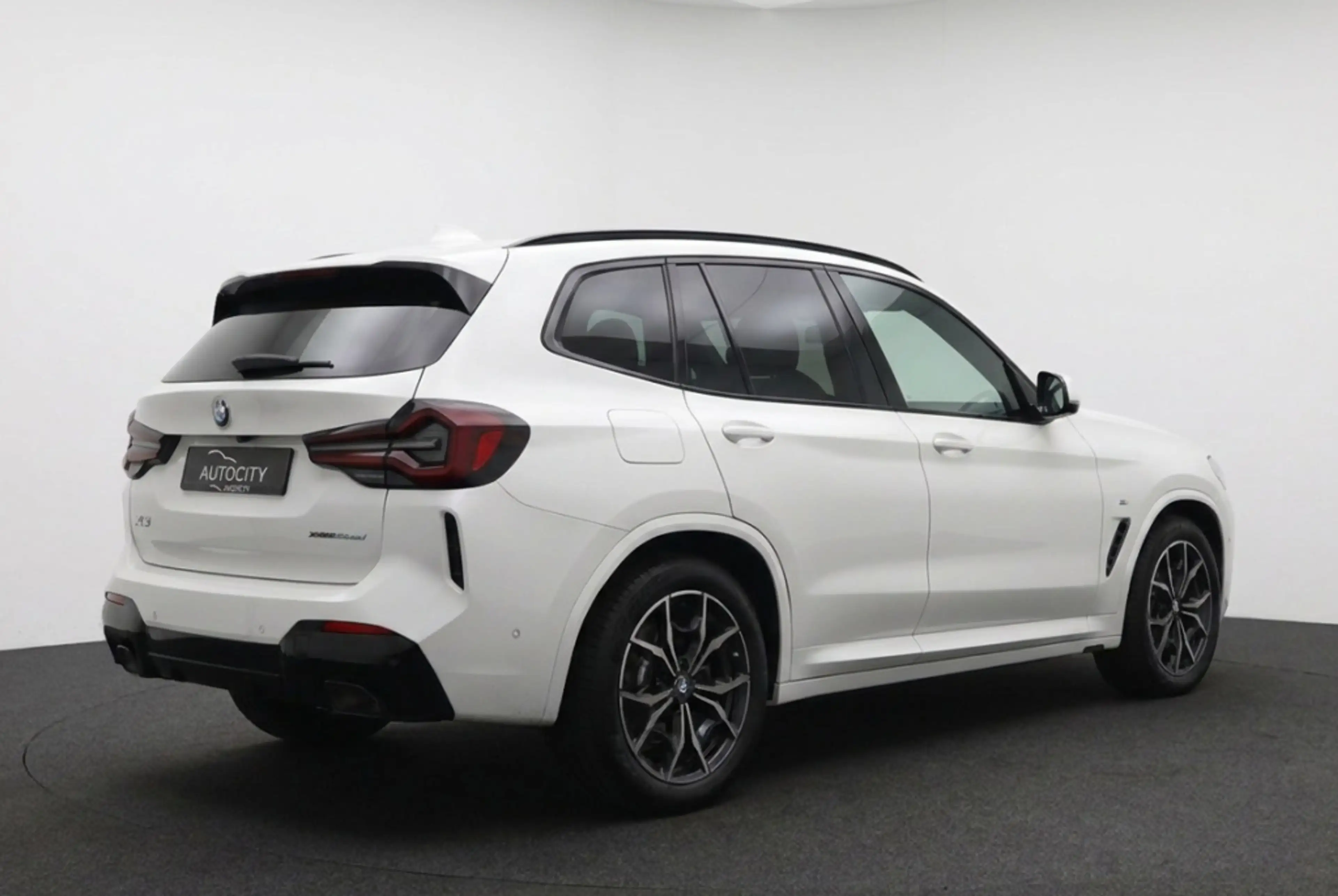 BMW X3 xDrive30e M Sport Pano | Laser | Innovation Pack | — photo 5