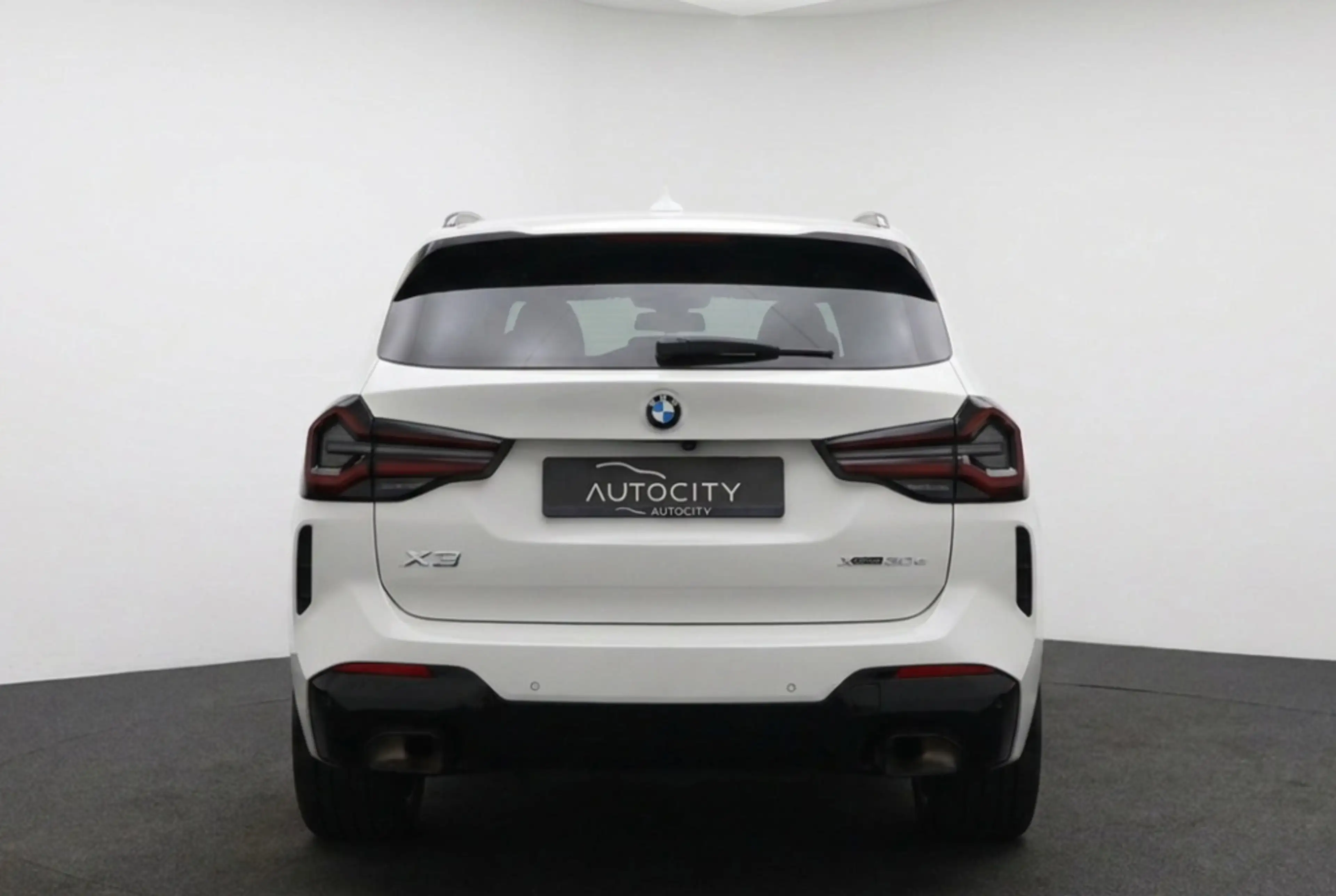 BMW X3 xDrive30e M Sport Pano | Laser | Innovation Pack | — photo 4