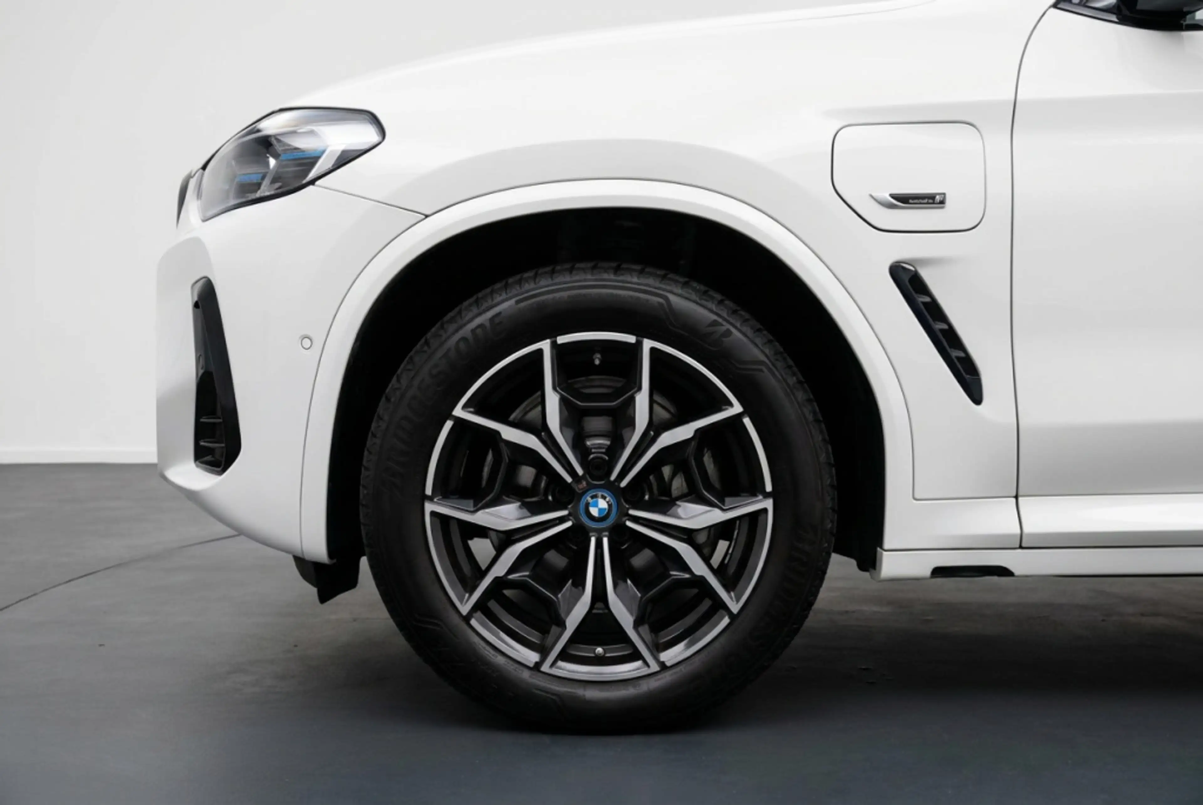 BMW X3 xDrive30e M Sport Pano | Laser | Innovation Pack | — photo 10
