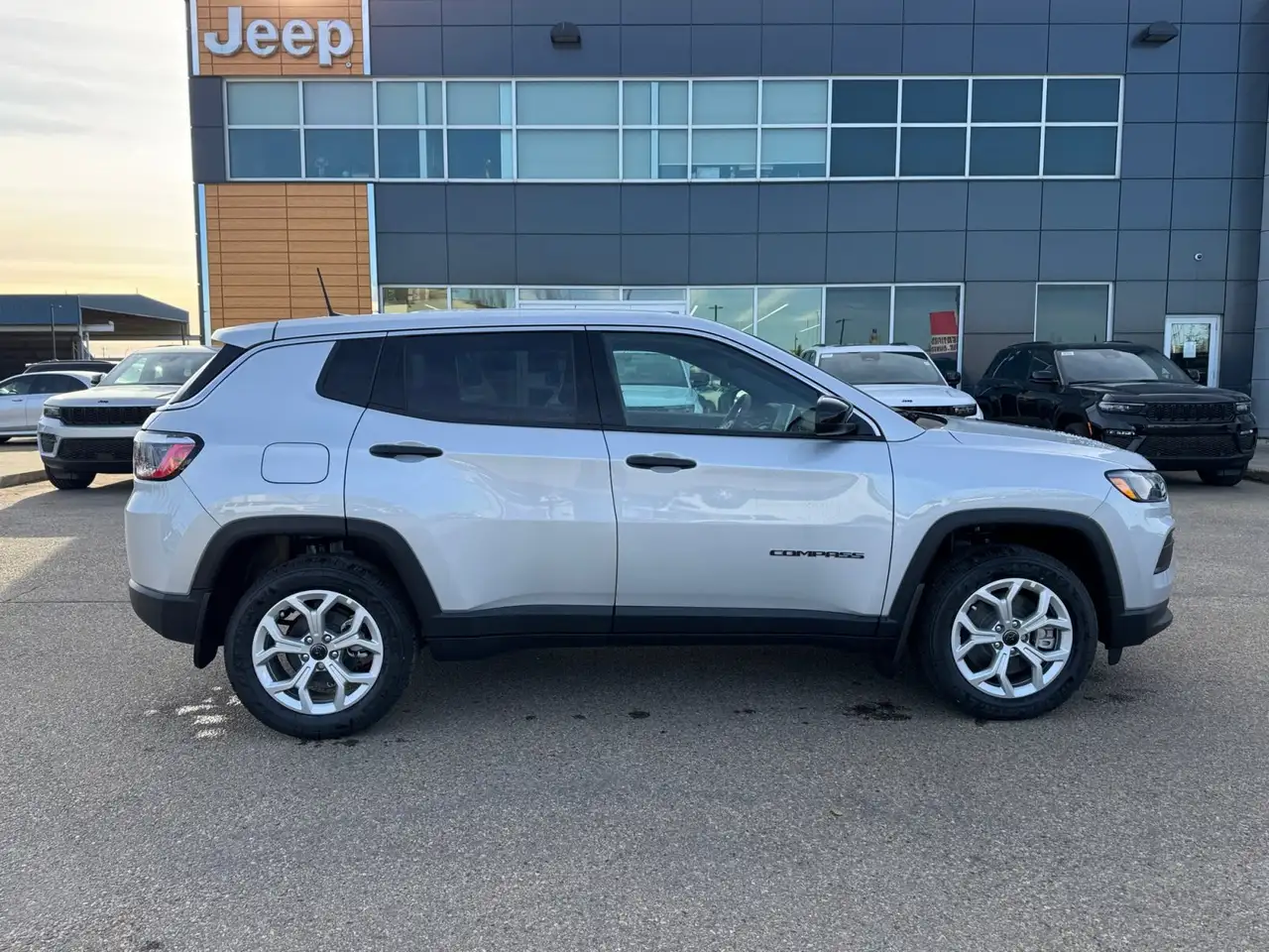 Jeep Compass снимка Jeep Compass