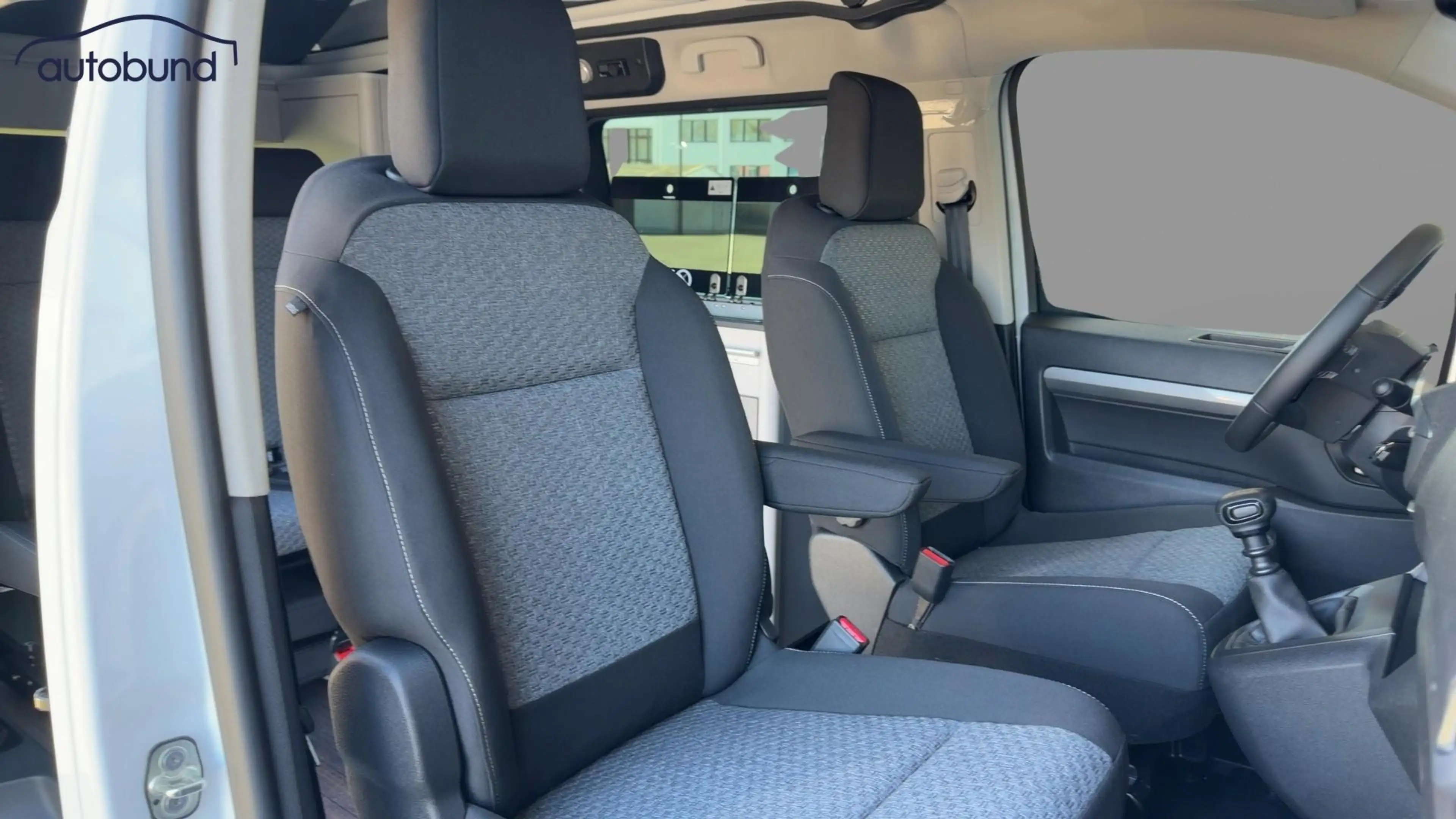 Peugeot Traveller Campster 2,0 BlueHDI 145 Alu KA LED Link LRH PDC — photo 7