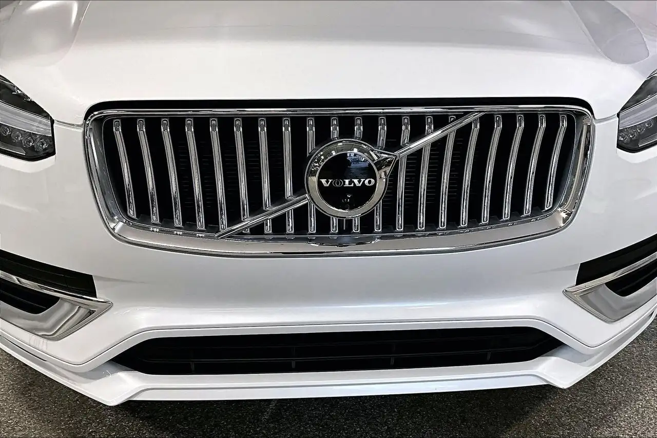 Volvo XC90 снимка Volvo XC90