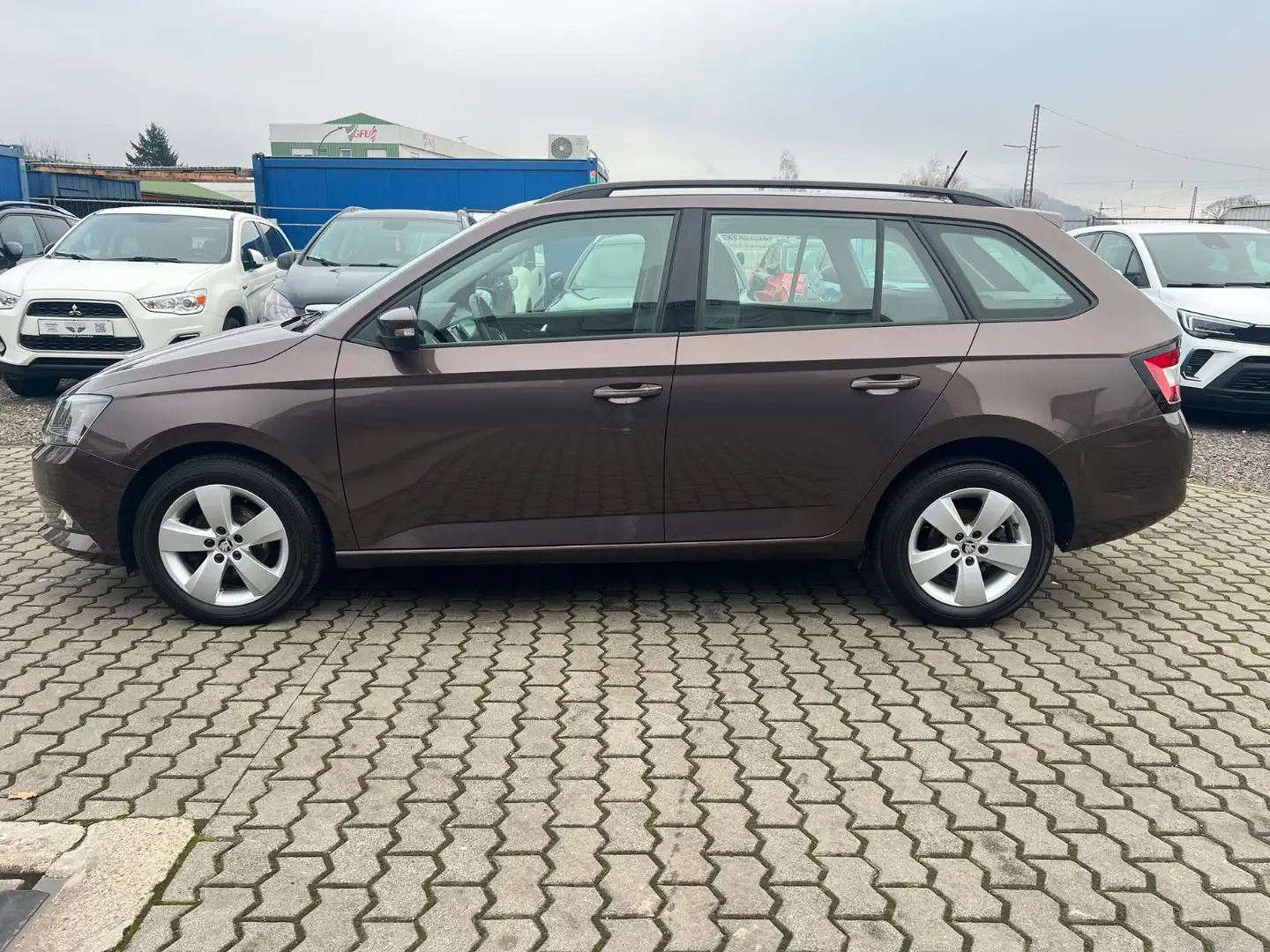 Skoda Fabia Combi Style, SHZ, PDC, KLIMAAUTOMATIK Braun - 2