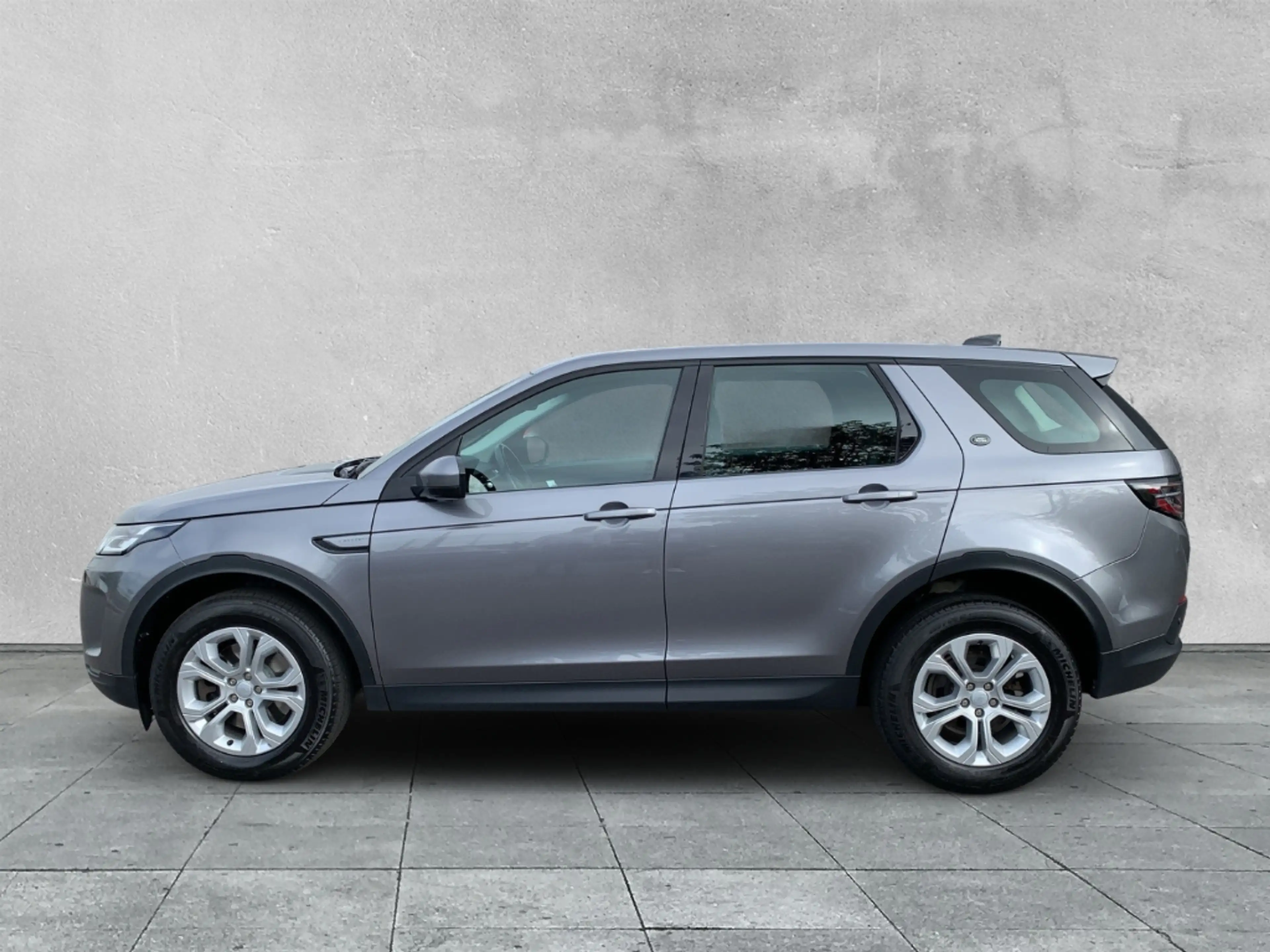 Land Rover Discovery Sport D200 AWD NSW+EPH+RFK+AHZV+18-LM — photo 11