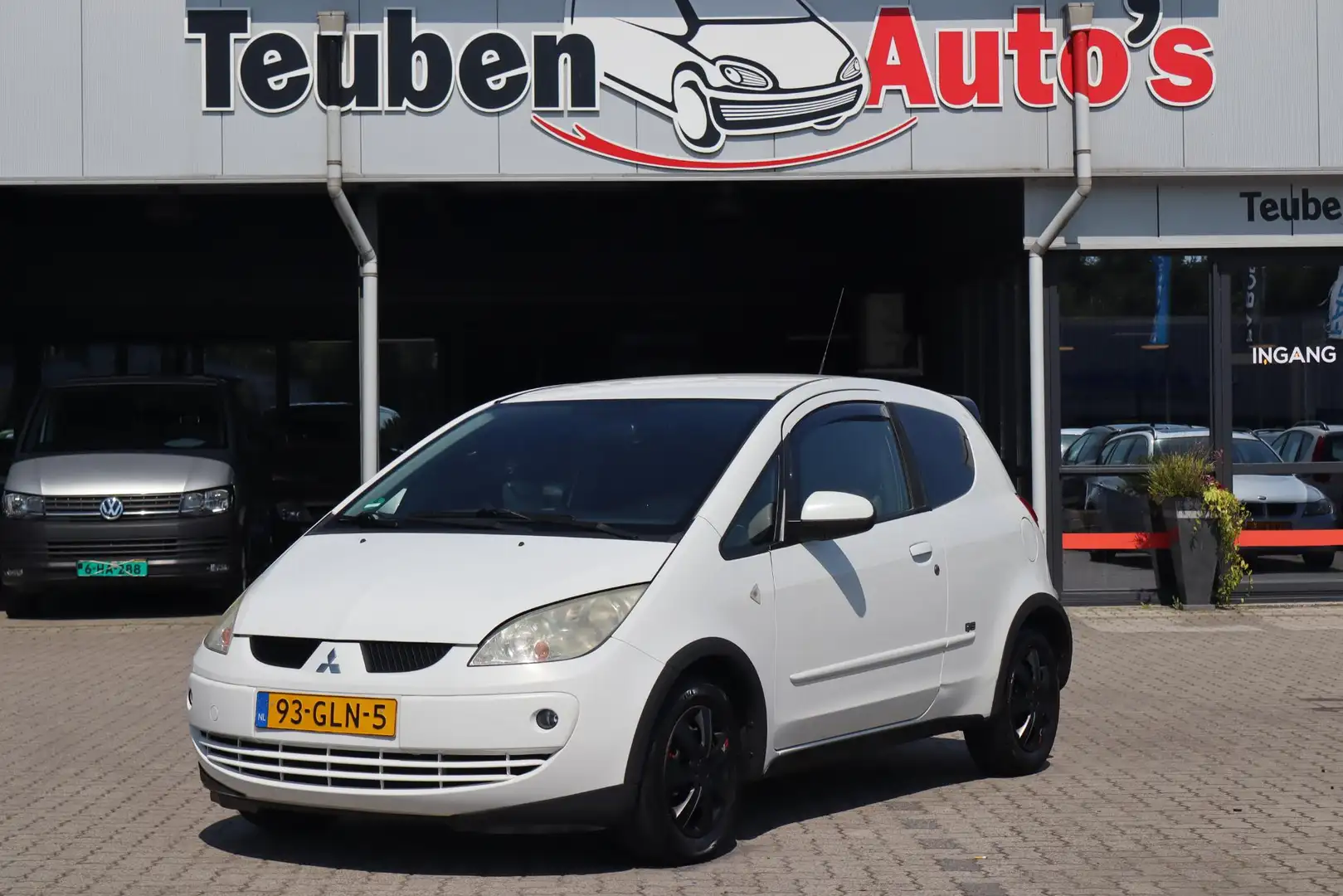 Mitsubishi Colt 1.3 QS III Airco, Elektrische ramen, Radio cd spel Wit - 1