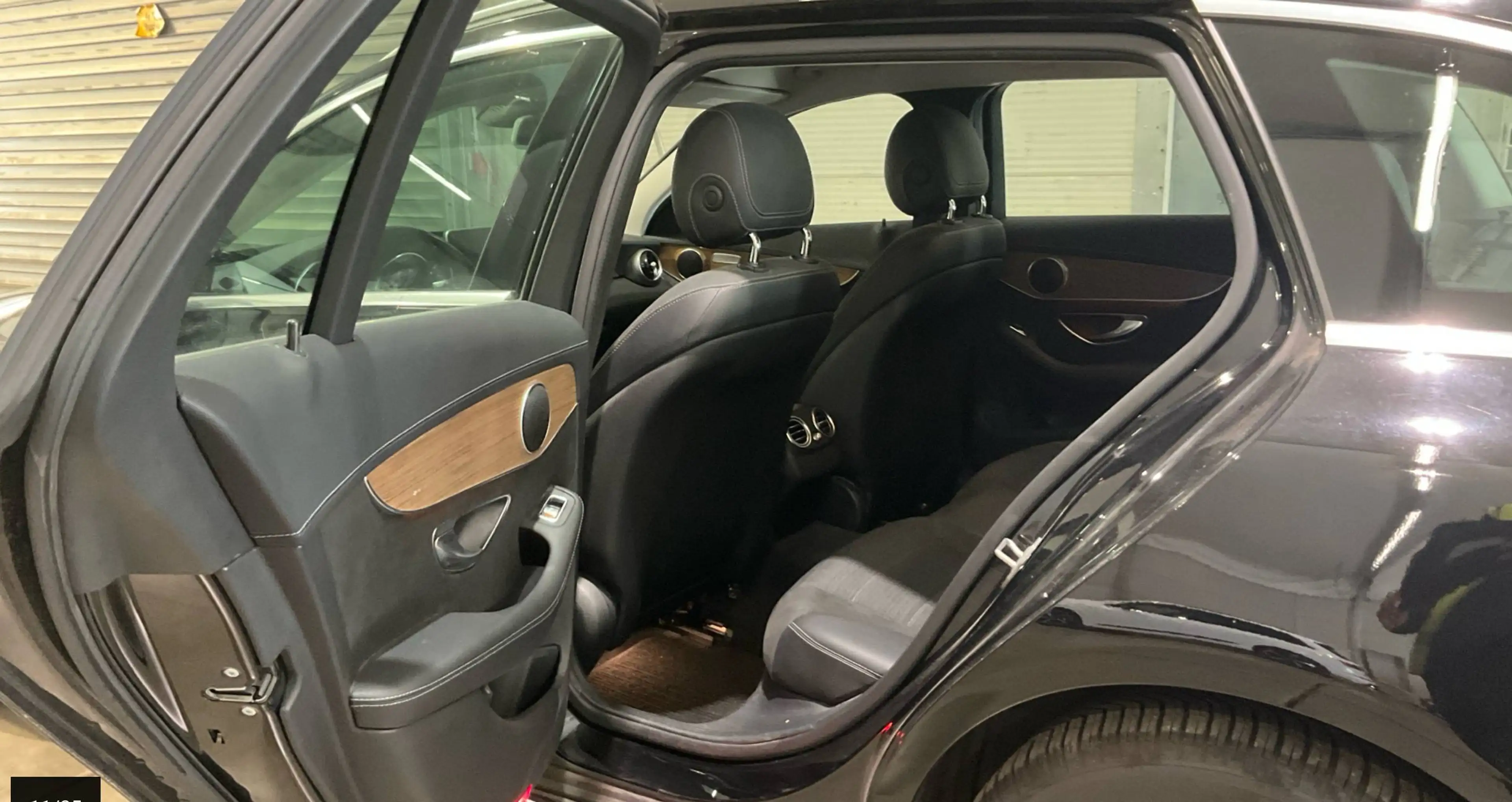 Mercedes-Benz C 220 C 220d Exclusive LED/AMBIENTE/TOTWINKEL/E-KLAPPE/SHZ/NAVI/TEMPOMAT/ALARMANLAGE — photo 9