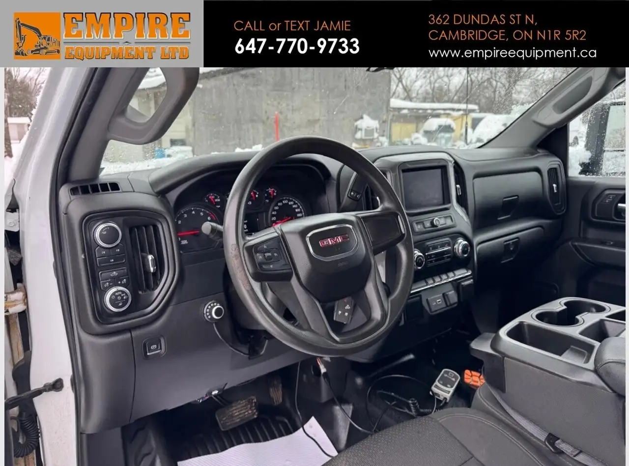 GMC Sierra 2500HD снимка GMC Sierra 2500HD