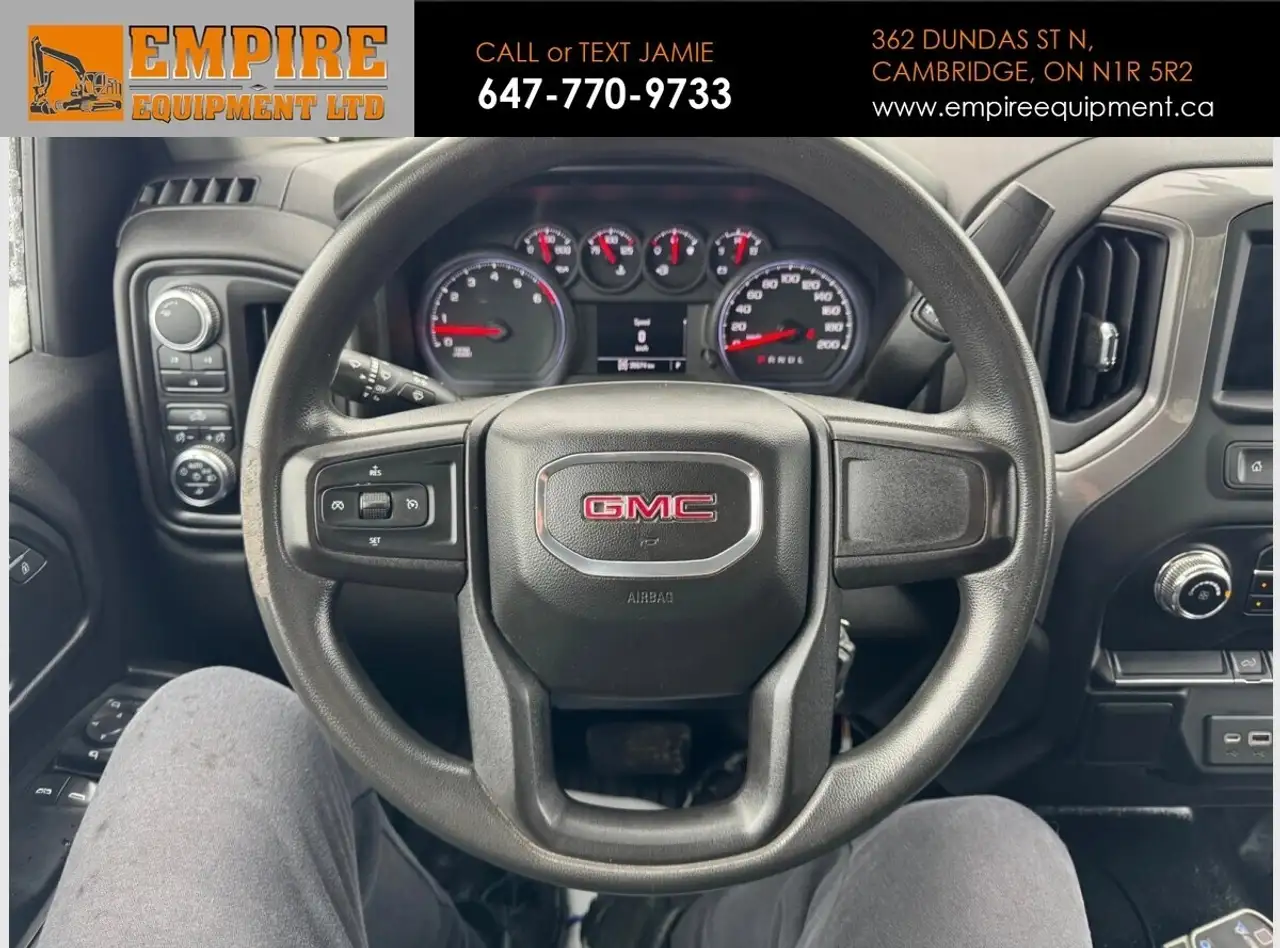 GMC Sierra 2500HD снимка GMC Sierra 2500HD