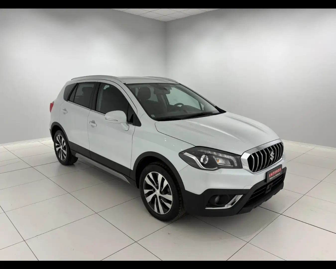 Suzuki S-Cross 1.4h Starview 4wd allgrip 129cv at Blanc - 1