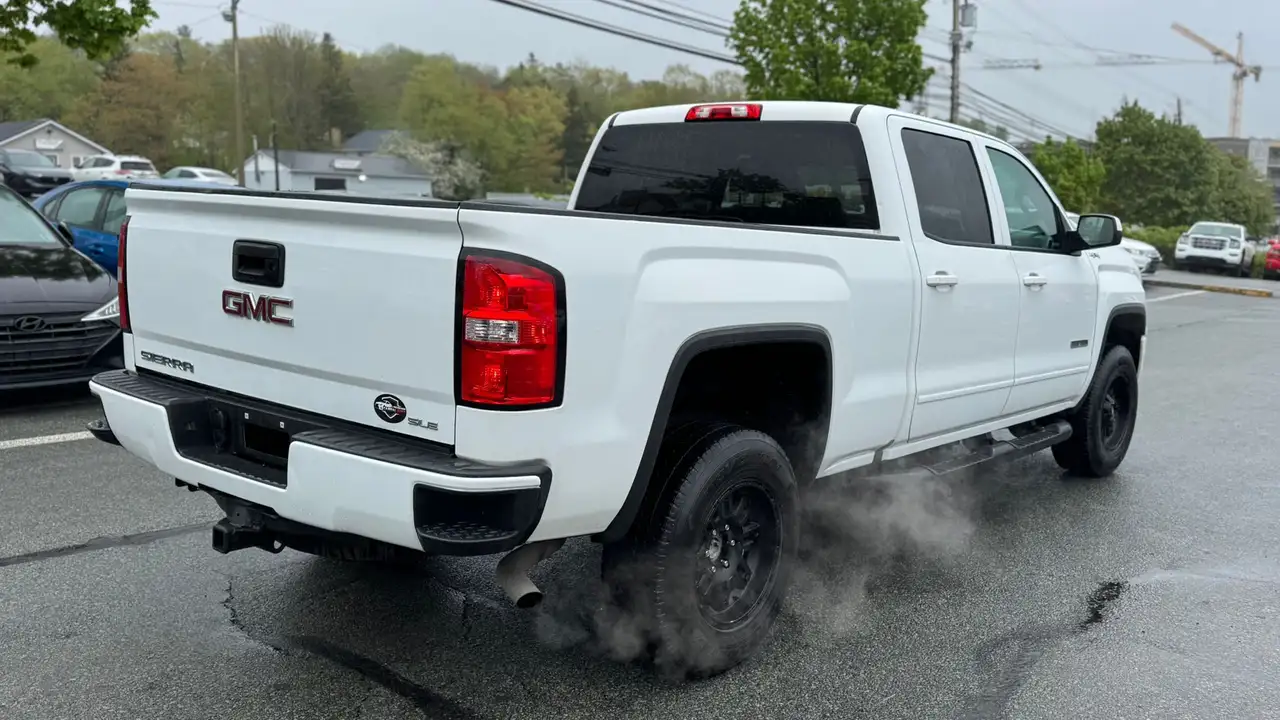 GMC Sierra 1500 снимка GMC Sierra 1500