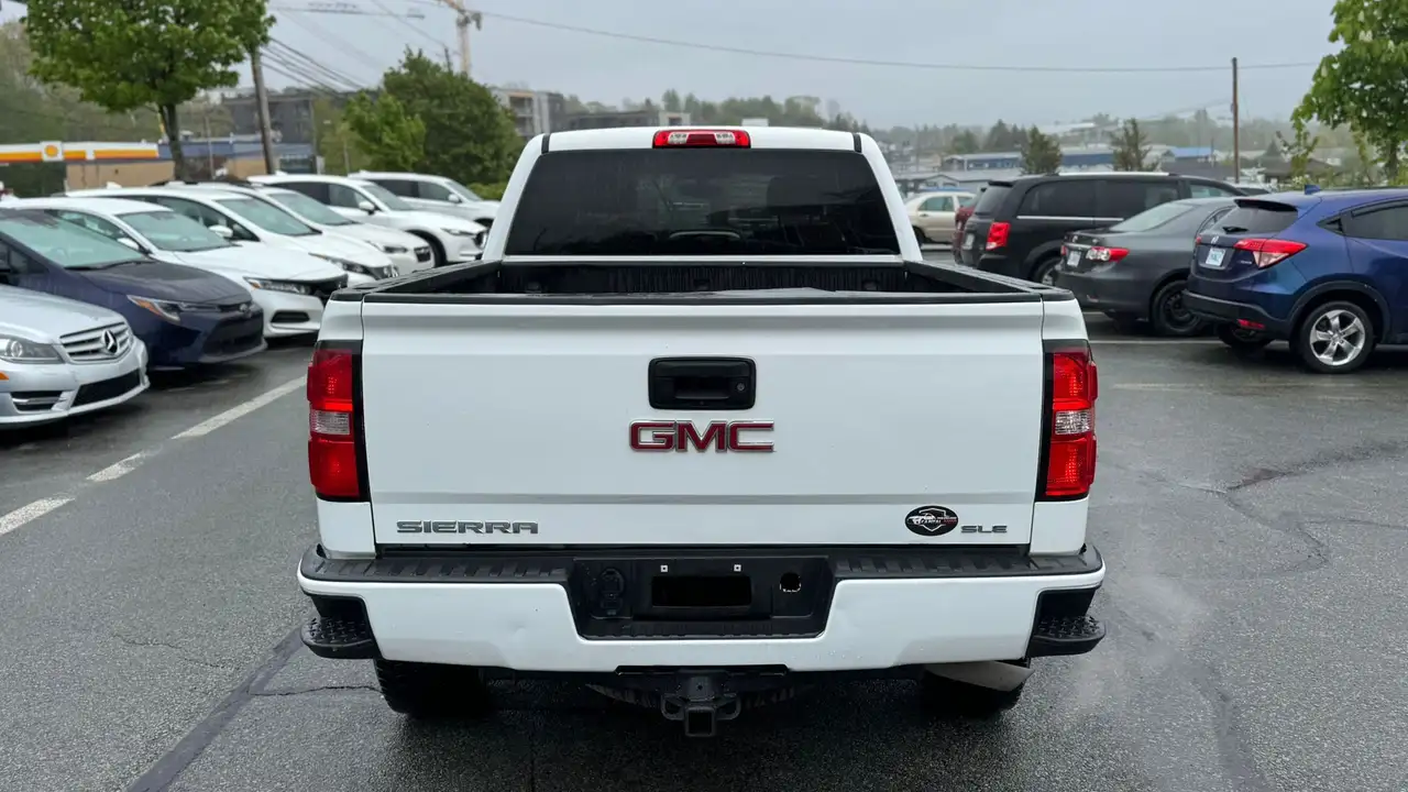 GMC Sierra 1500 снимка GMC Sierra 1500