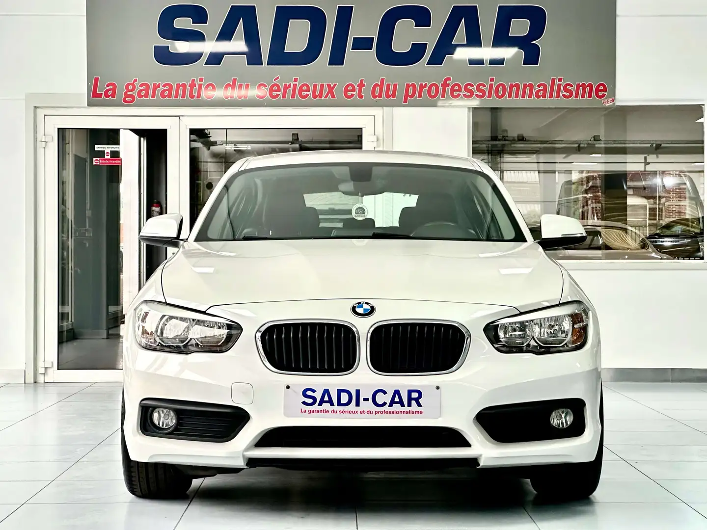 BMW 116 116i 110cv - 5 PORTES Blanc - 2