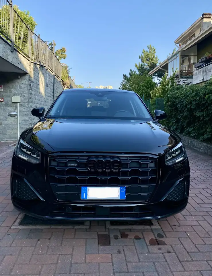Audi Q2 35 2.0 tdi Business Plus quattro s-tronic — photo 1 of 9