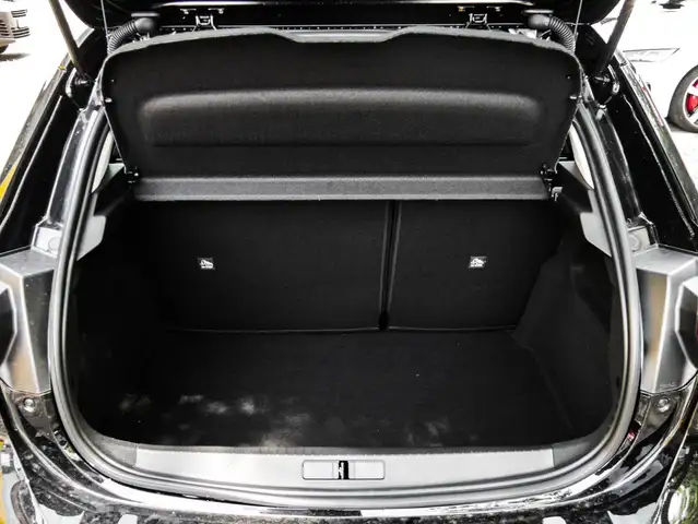 Opel Corsa view 10