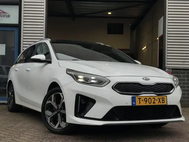 Kia Ceed SW / cee'd SW Sportswagon 1.6 GDI PHEV ExecutiveLine|Leer|Navi|C