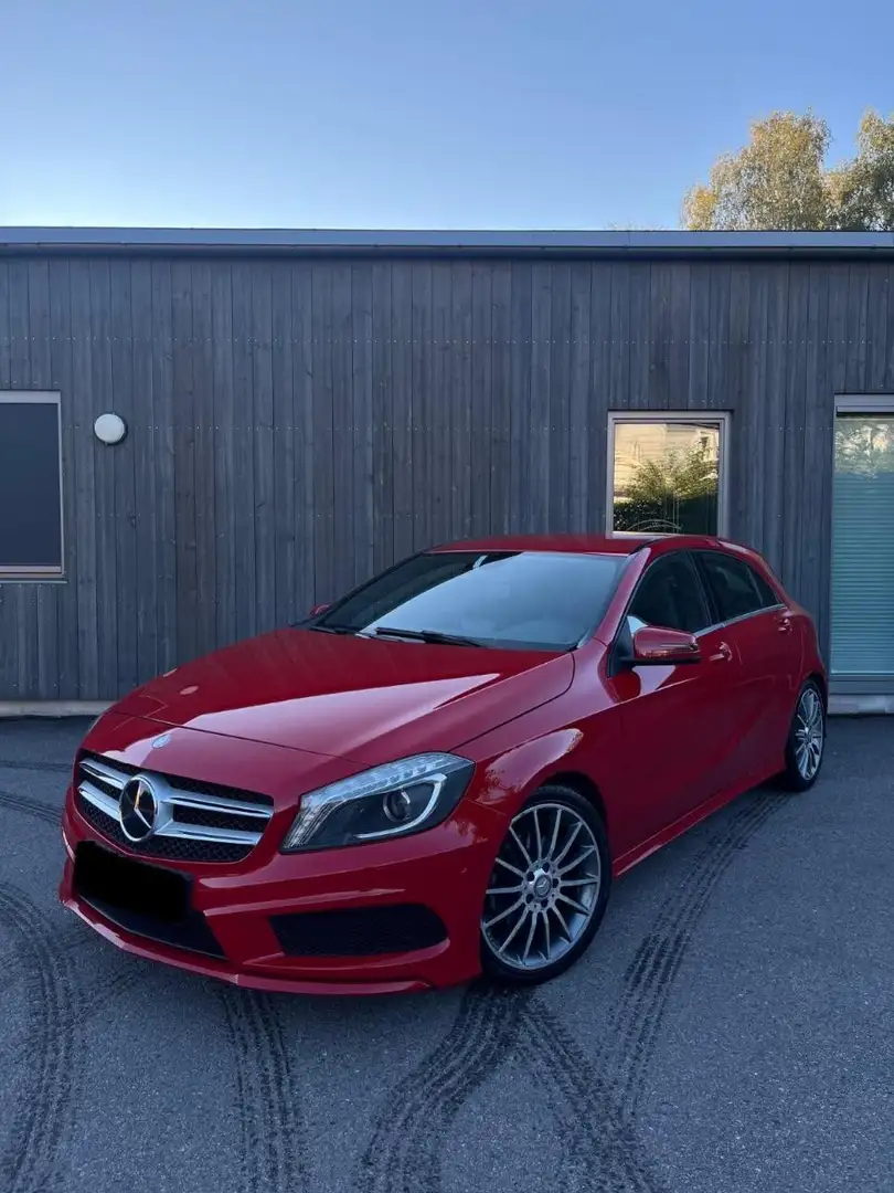 Mercedes-Benz A 180 (BlueEFFICIENCY) Rot - 1