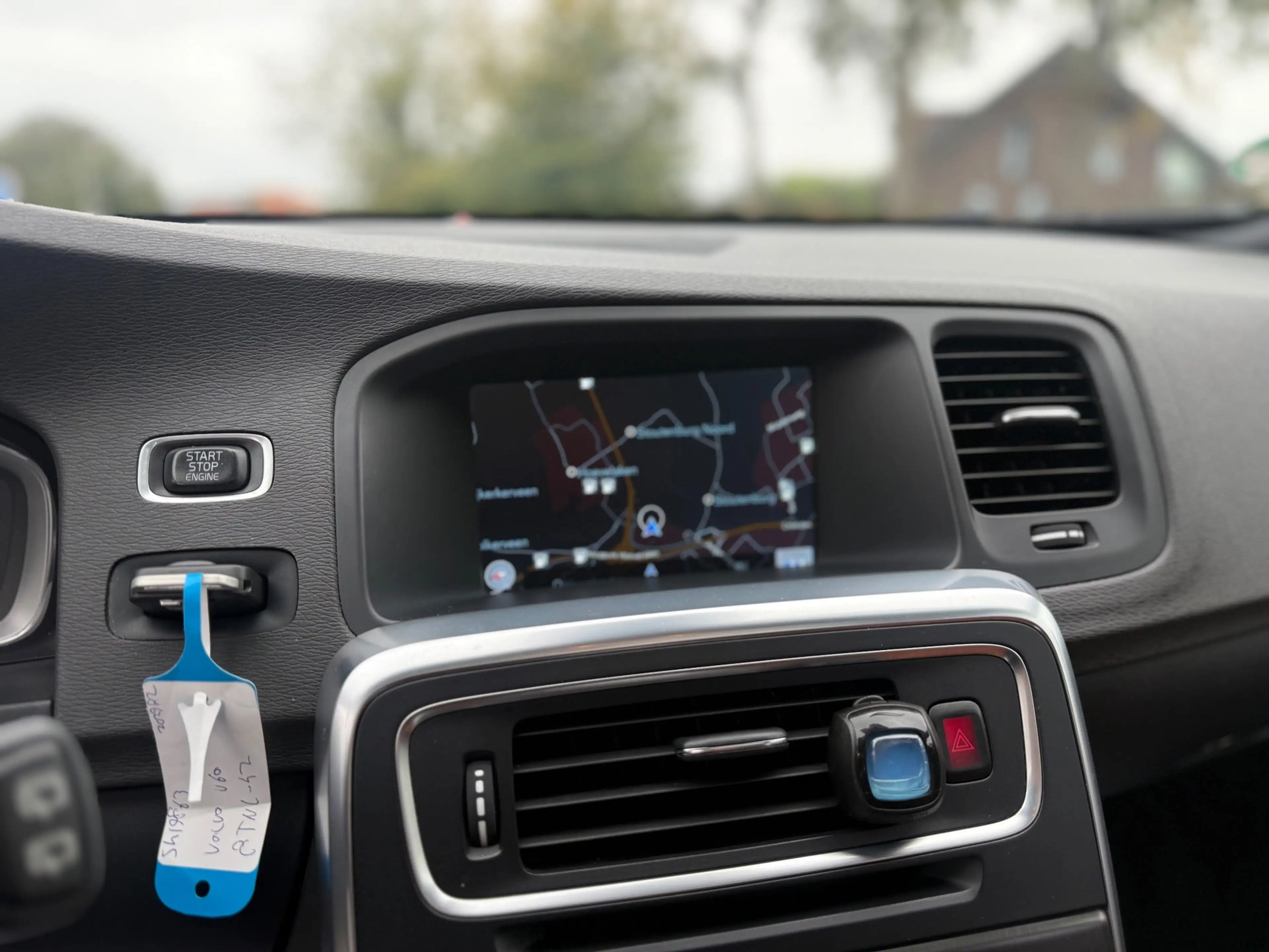 Volvo V60 2.4 D6 AWD Plug-In Hybrid Summum VOL ONDERHOUDEN — photo 14